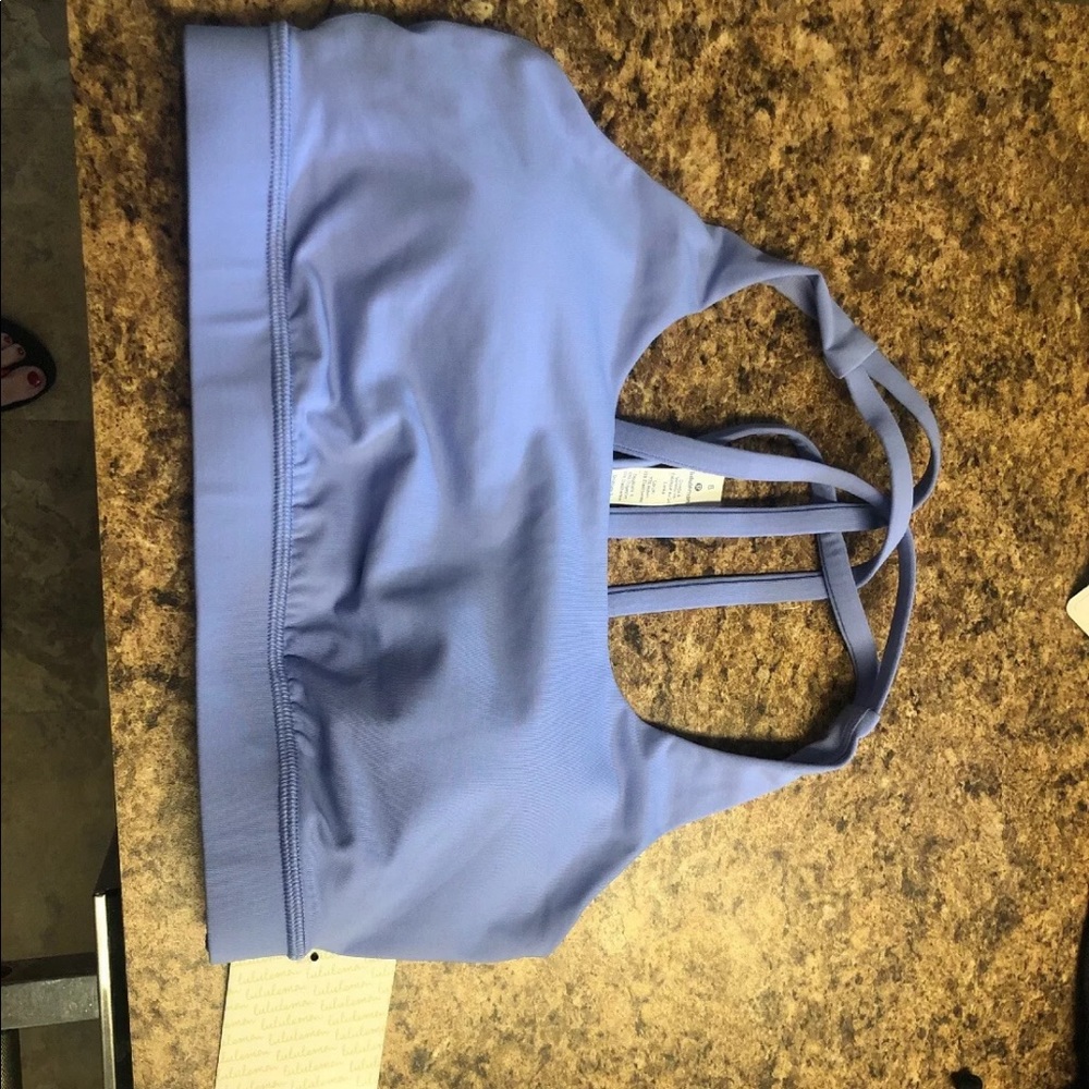 Lululemon size 8 sports bra